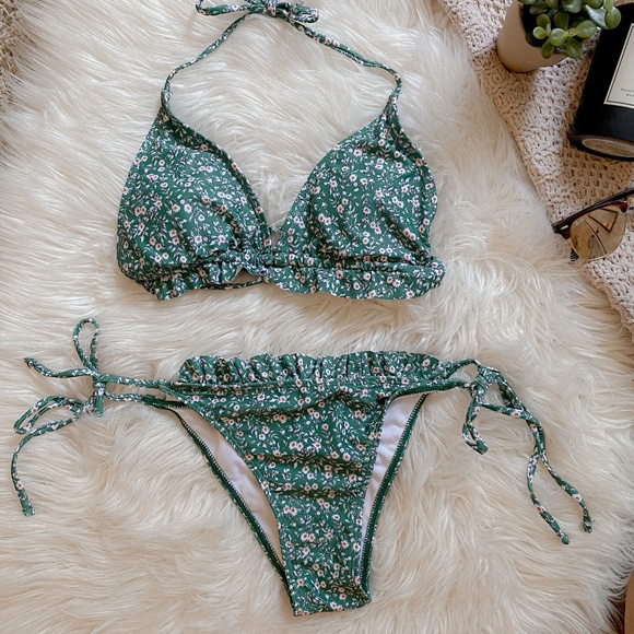 Green Floral Ruffle Bikini Set - Picture 1 of 2